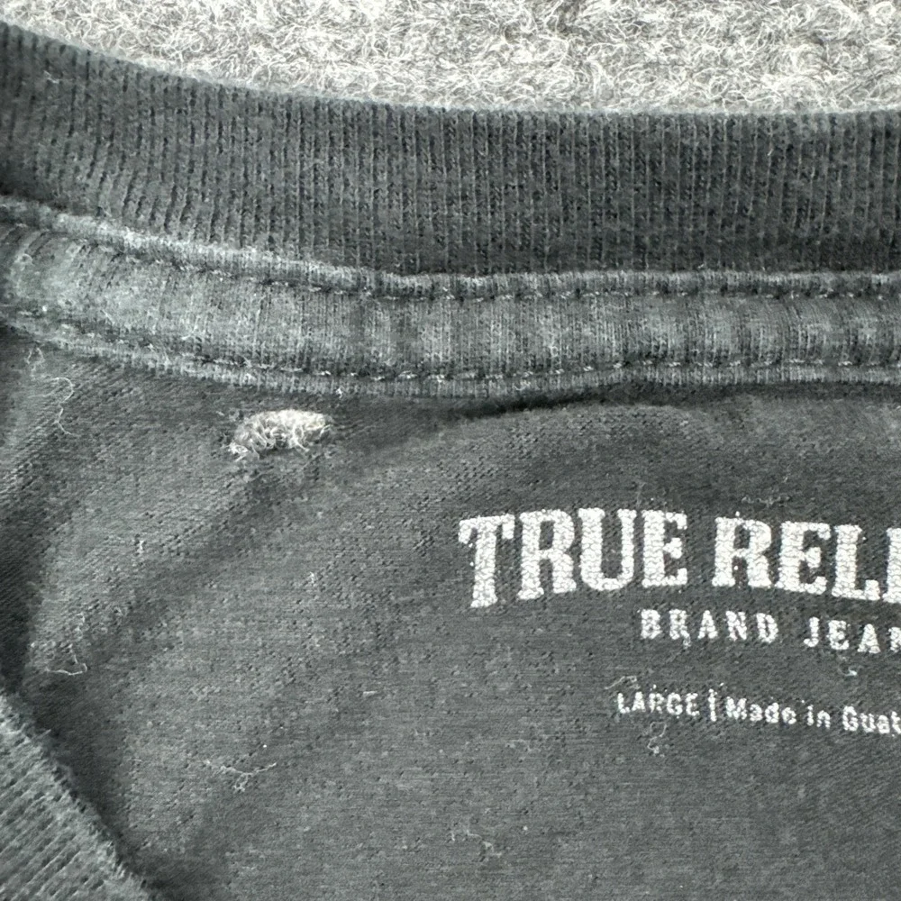 True Religion Shirt Mens Large Black Bleachers Graphic Logo Crewneck Tee Tagless
